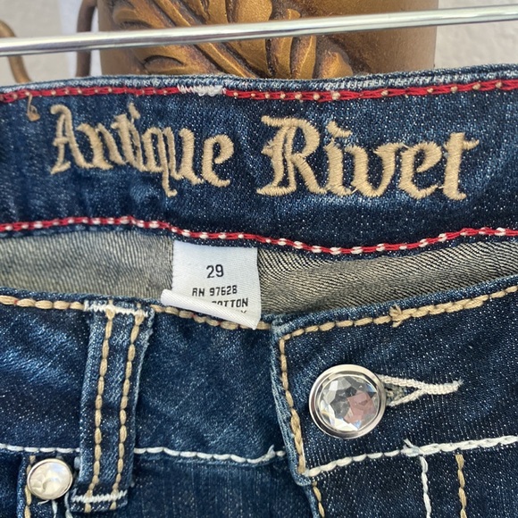 Blinged out full of Rhinestones Antique Rivert jeans size 29 - Picture 3 of 5